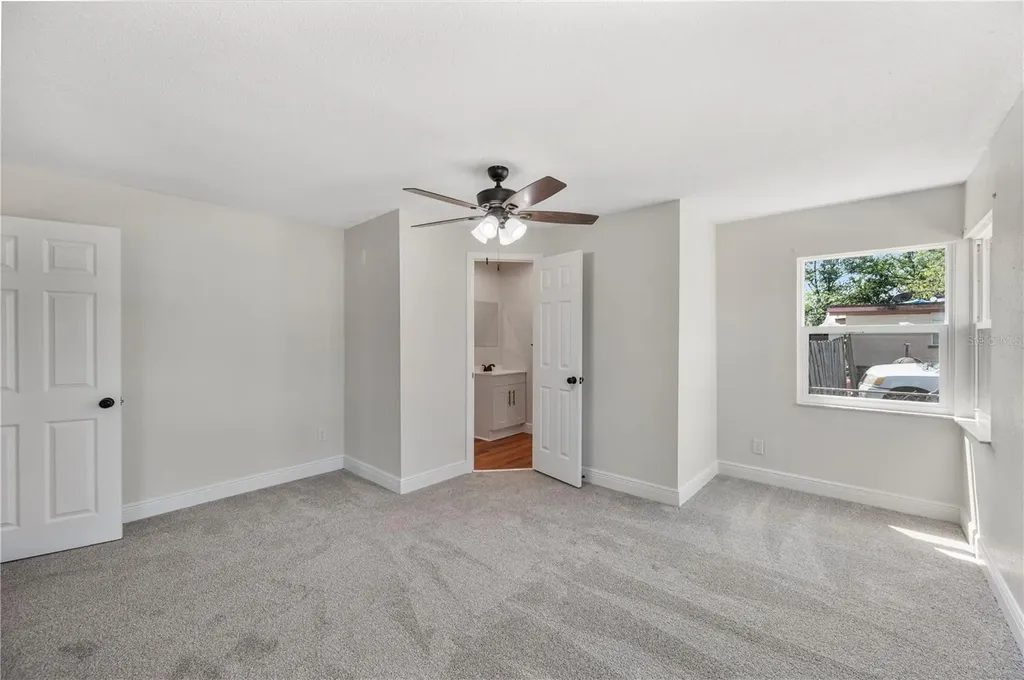 1215 El Camino Road Lakeland FL 33805