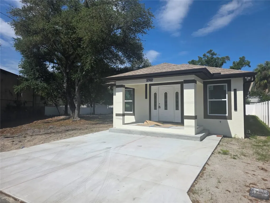 5824 E 30th Avenue Tampa FL 33619