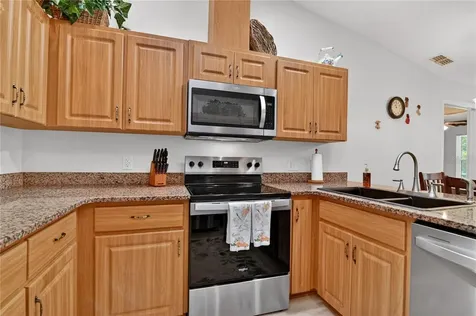 9441 Pinetree Drive Lake Wales FL 33898