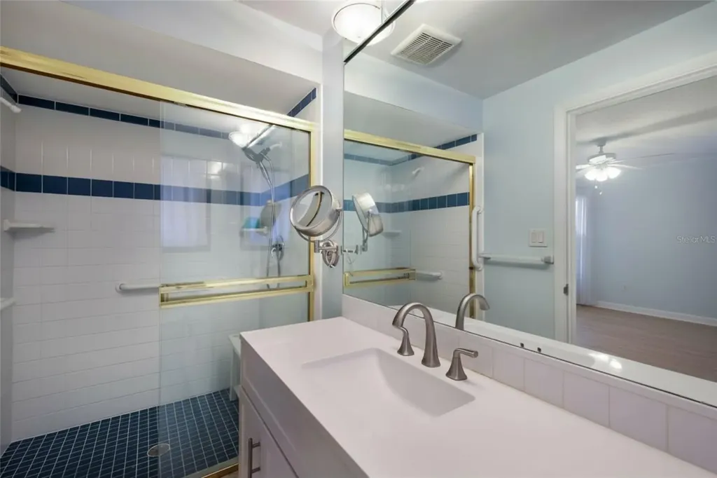 104 24th Street NW Bradenton FL 34205