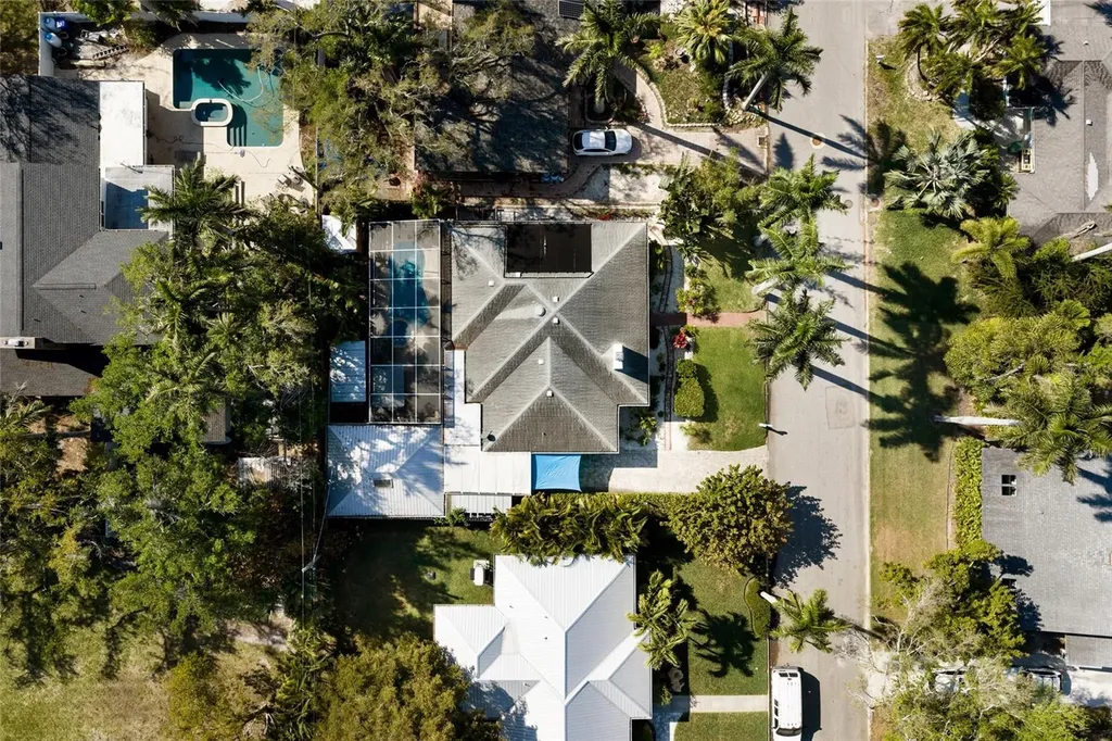 104 24th Street NW Bradenton FL 34205