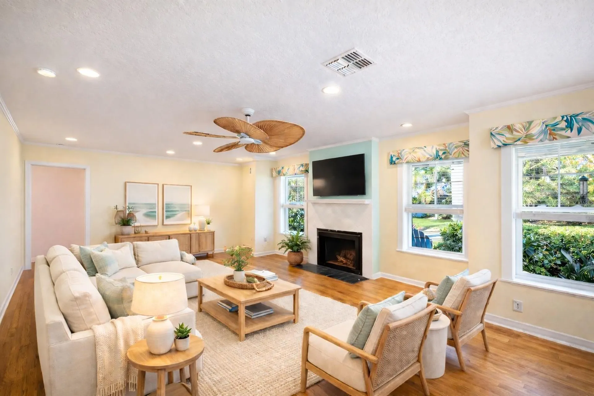 104 24th Street NW Bradenton FL 34205