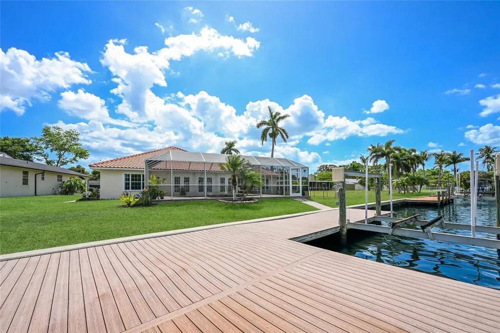 6912 7th Avenue Boulevard NW Bradenton FL 34209