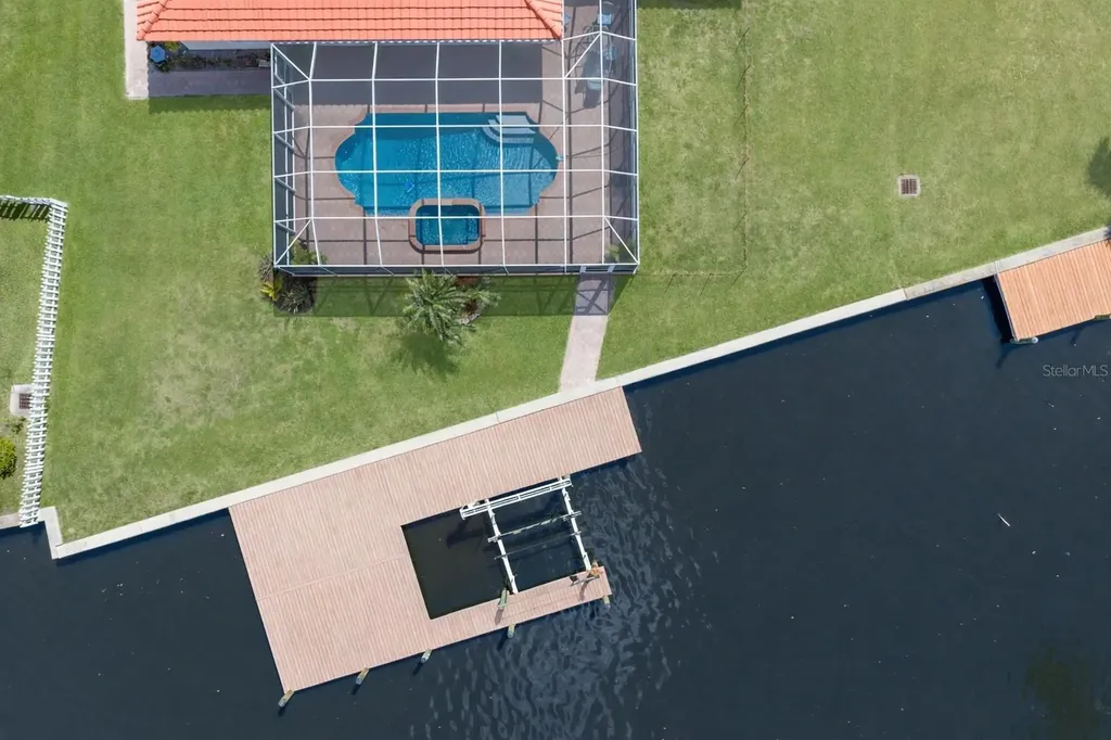 6912 7th Avenue Boulevard NW Bradenton FL 34209