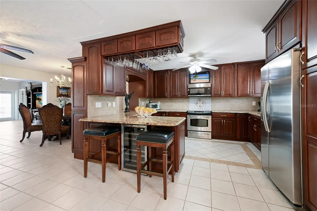 6912 7th Avenue Boulevard NW Bradenton FL 34209
