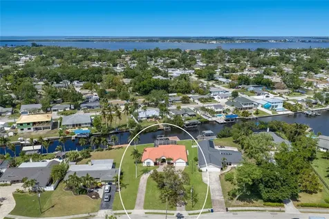 6912 7th Avenue Boulevard NW Bradenton FL 34209