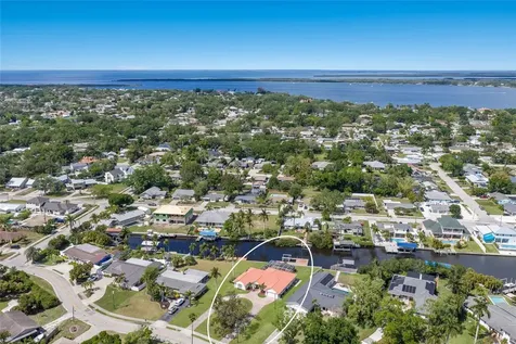 6912 7th Avenue Boulevard NW Bradenton FL 34209