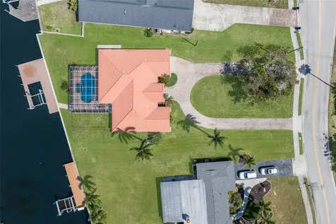6912 7th Avenue Boulevard NW Bradenton FL 34209