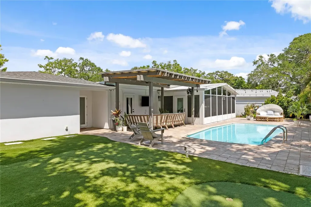 4512 W San Rafael Street Tampa FL 33629