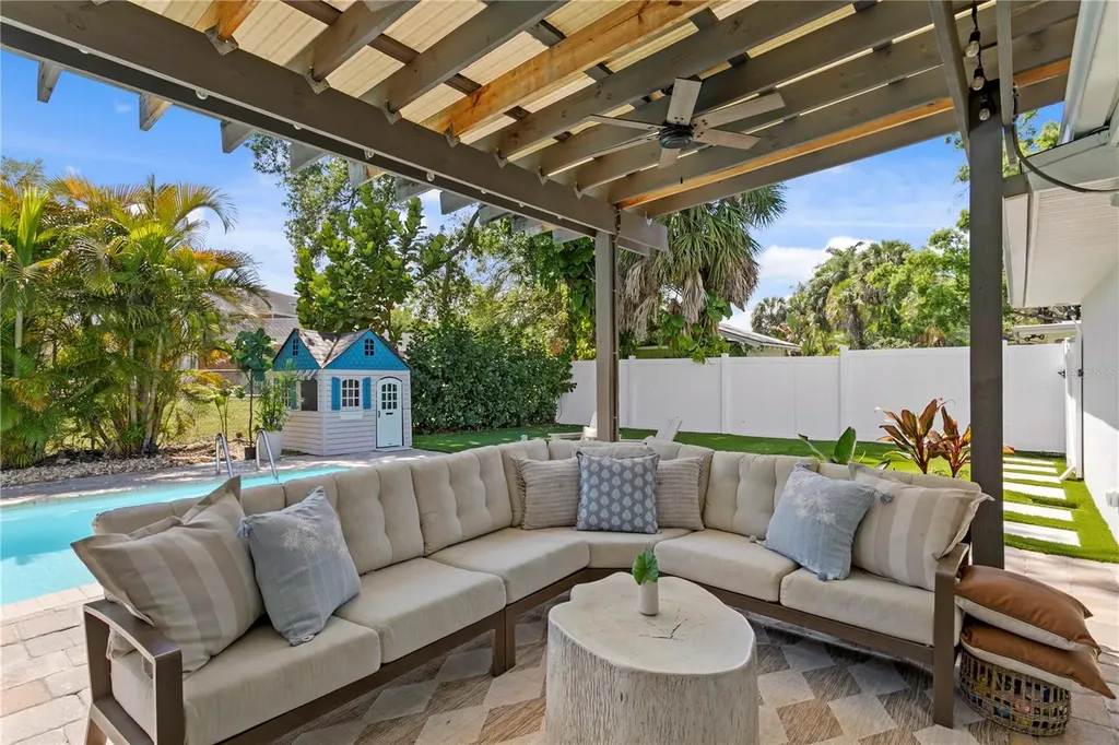 4512 W San Rafael Street Tampa FL 33629