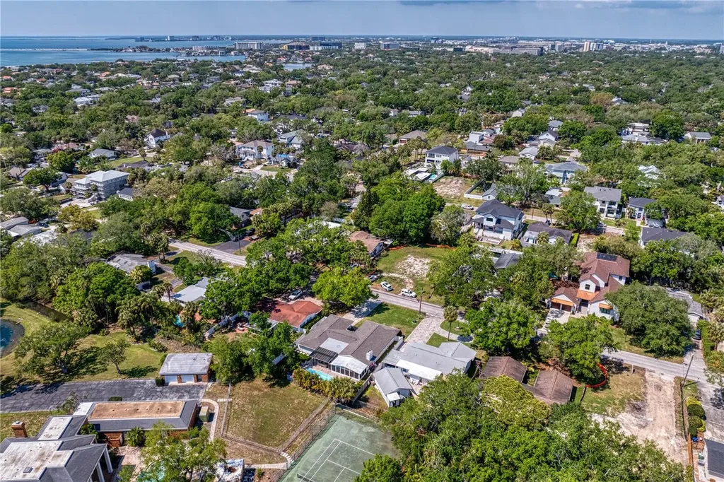 4512 W San Rafael Street Tampa FL 33629