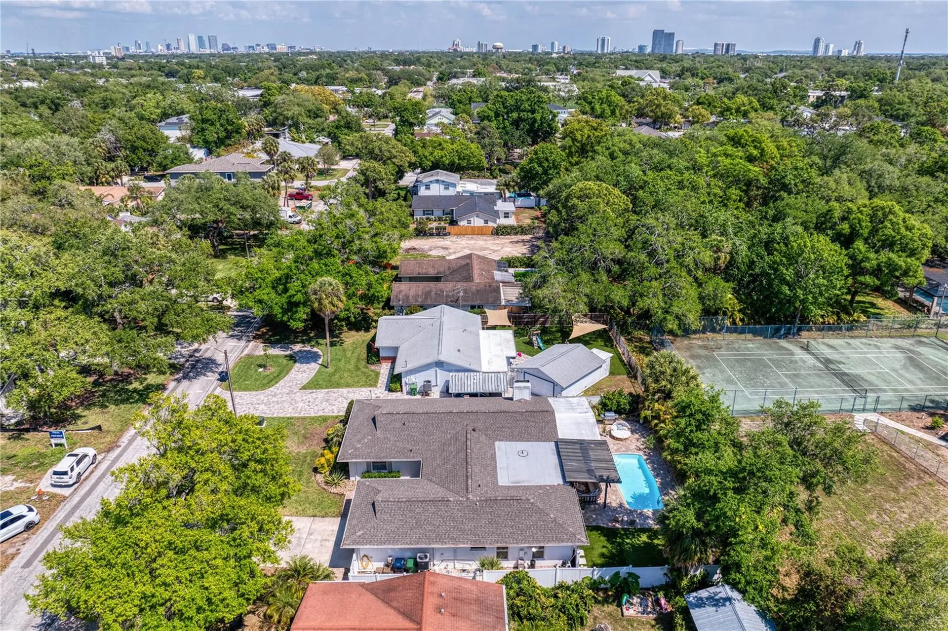4512 W San Rafael Street Tampa FL 33629