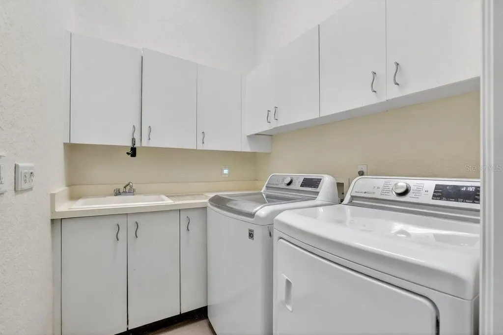 5909 Skimmer Point Boulevard S Gulfport FL 33707
