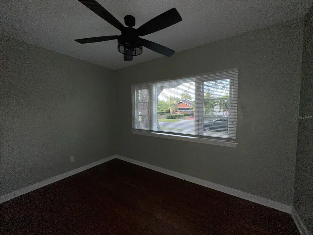 780 27th Avenue N St Petersburg FL 33704