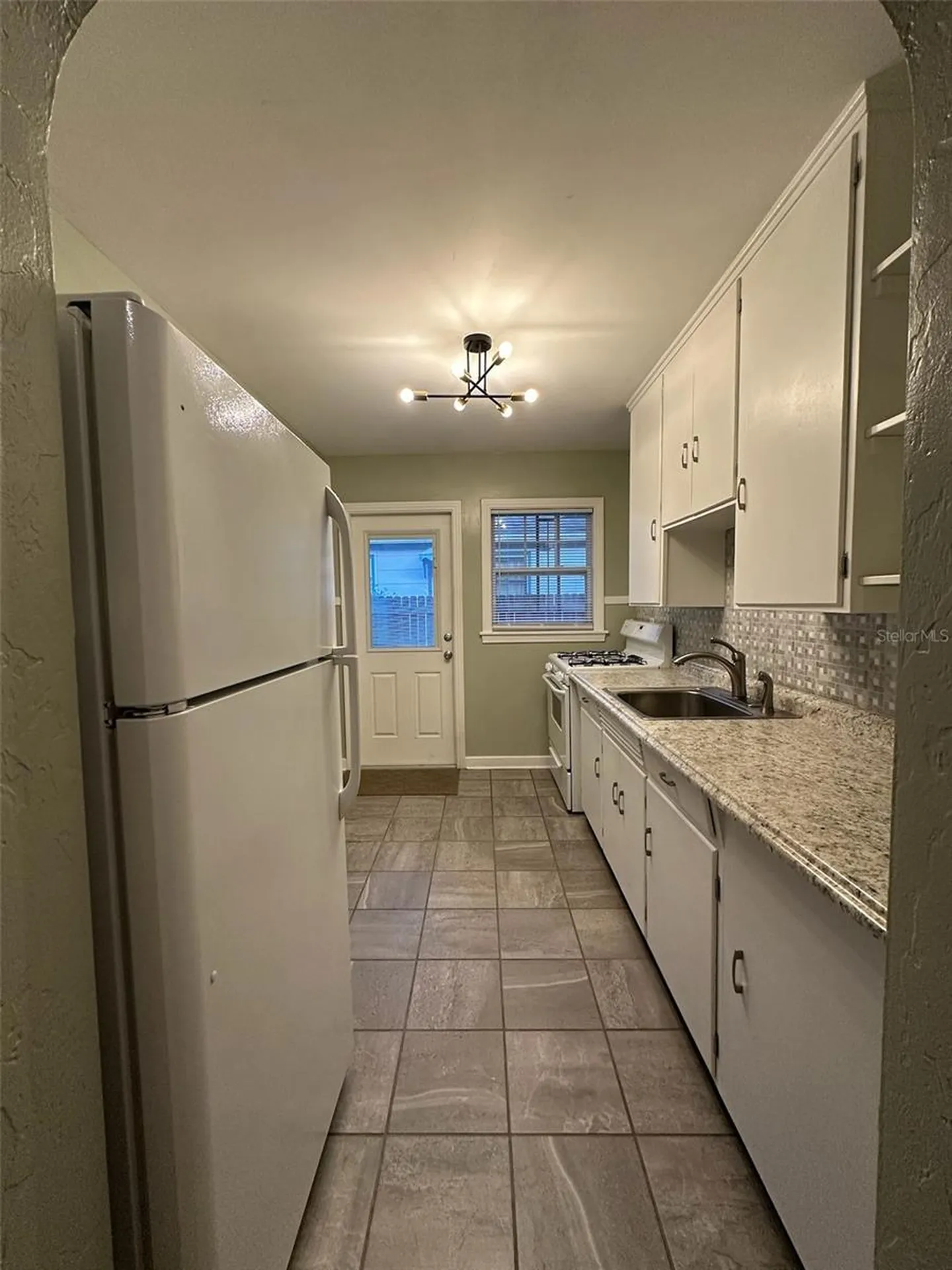 780 27th Avenue N St Petersburg FL 33704