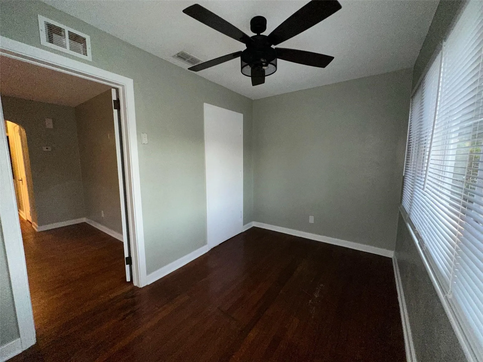 780 27th Avenue N St Petersburg FL 33704