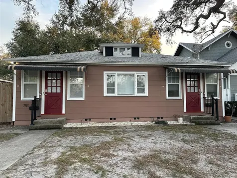 780 27th Avenue N St Petersburg FL 33704