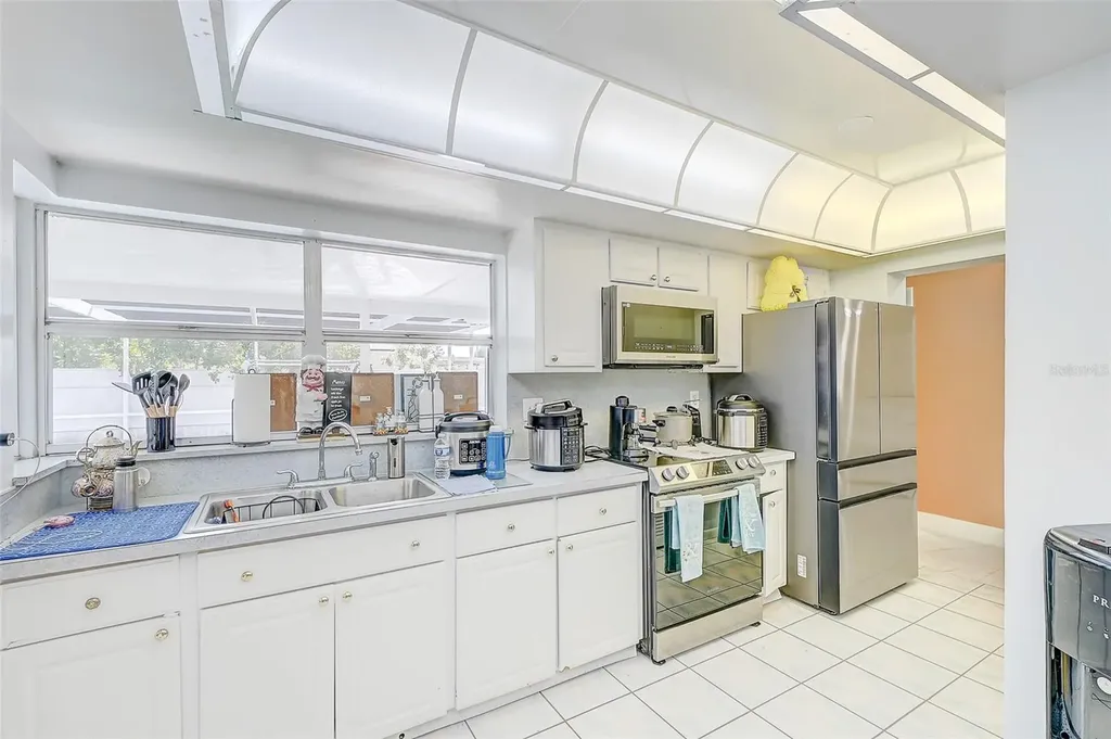 1678 Country Club Parkway Lehigh Acres FL 33936