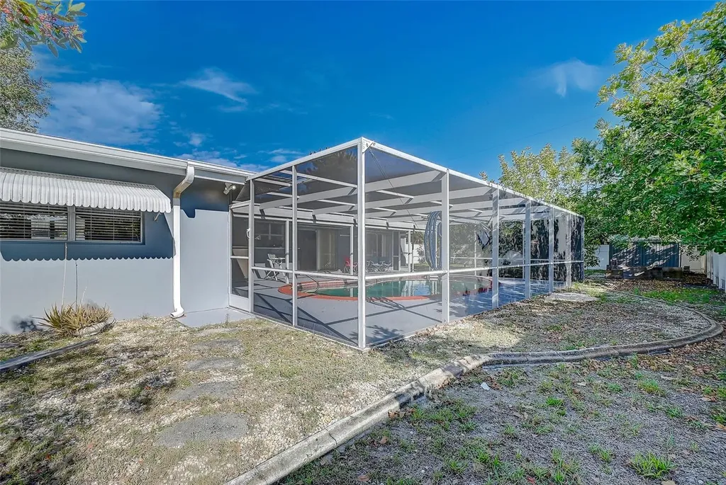 1678 Country Club Parkway Lehigh Acres FL 33936