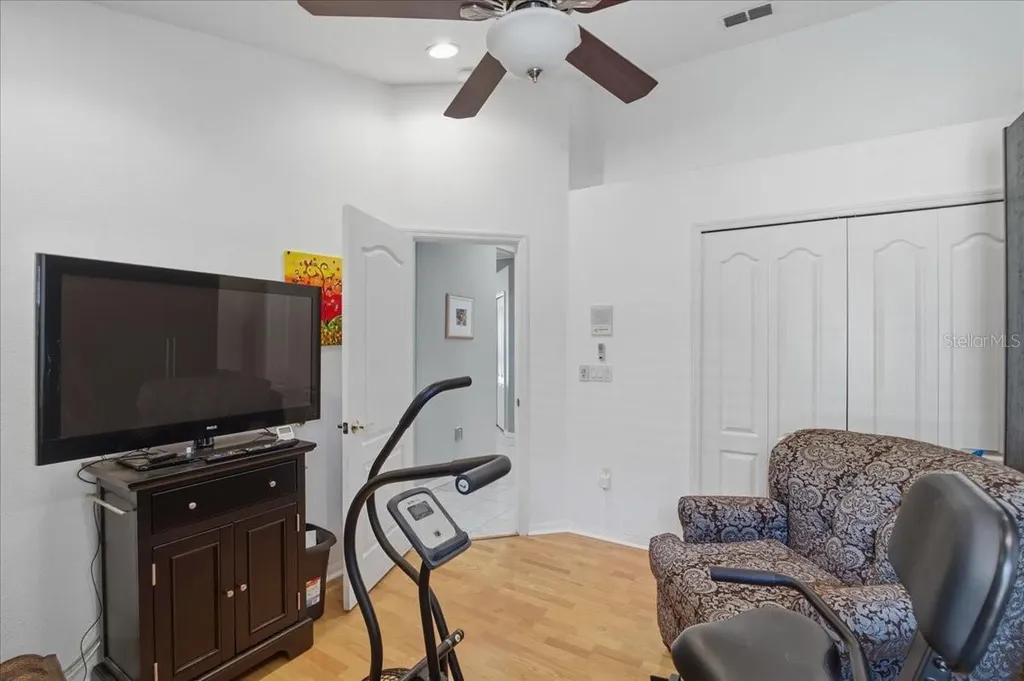 2634 Ravendale Lane Holiday FL 34691