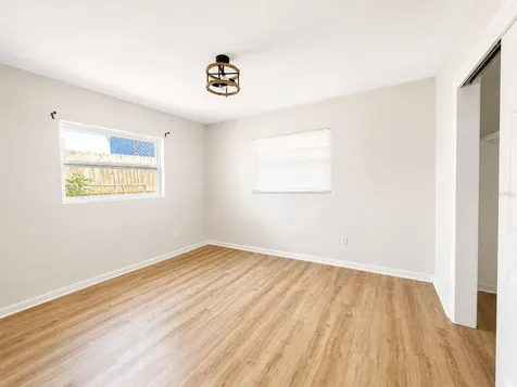1353 Lakeview Road Clearwater FL 33756