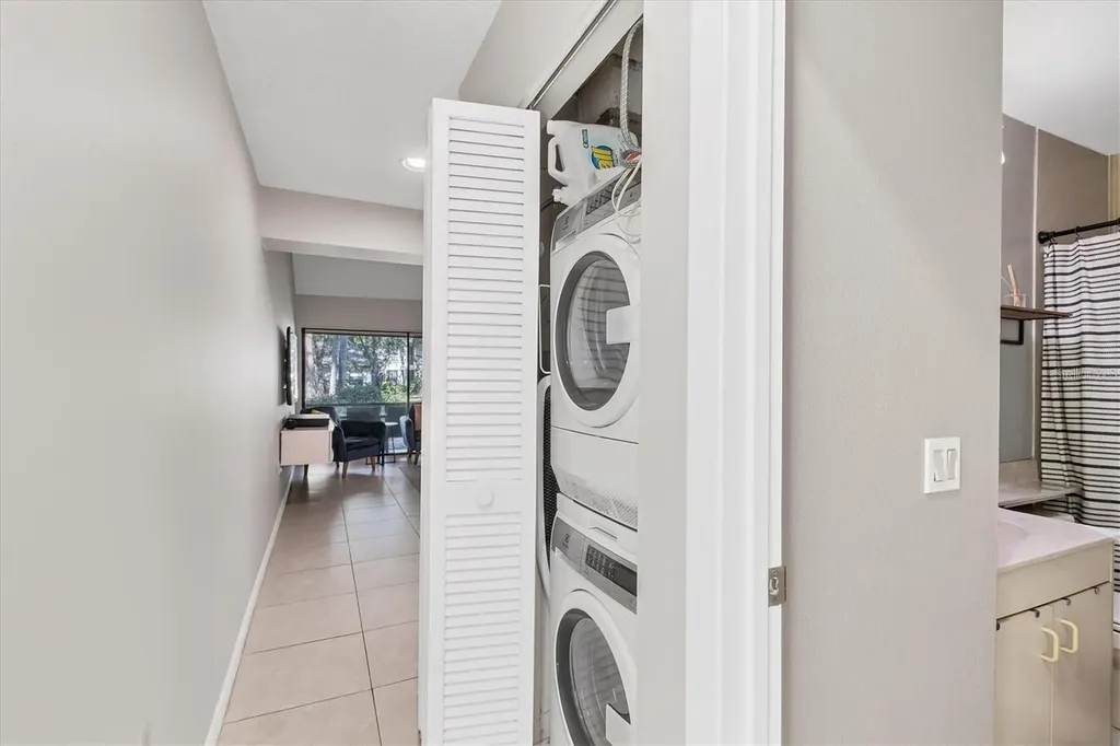 4717 Winslow Beacon Sarasota FL 34235