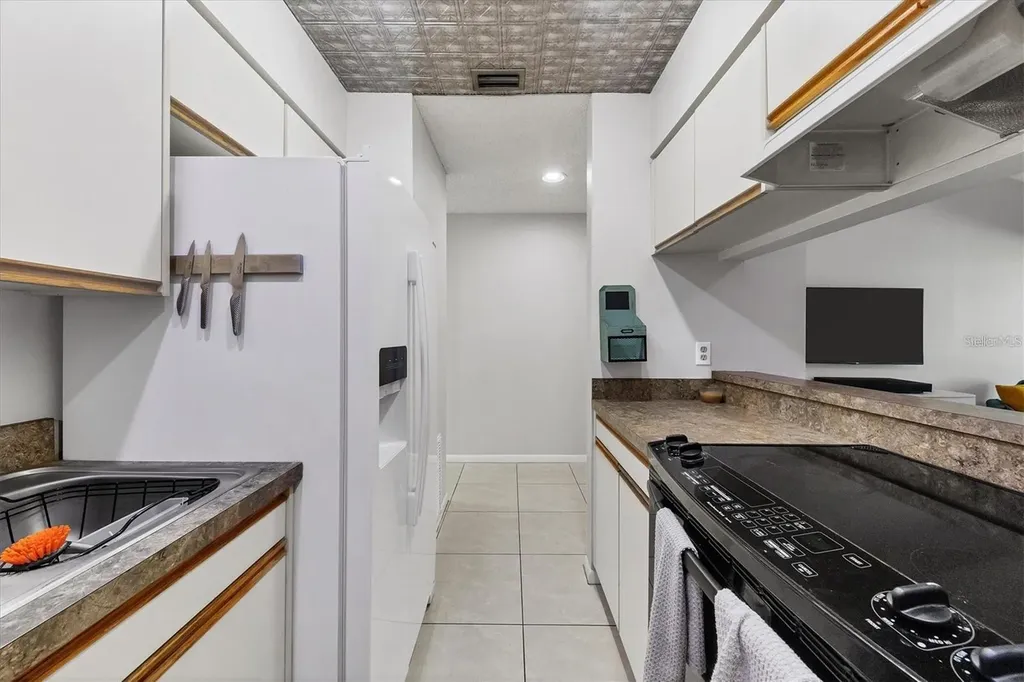4717 Winslow Beacon Sarasota FL 34235