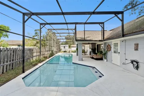 2002 Fairway Drive Eustis FL 32726