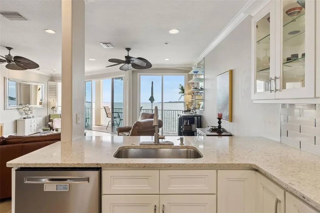 137 Brent Circle Oldsmar FL 34677