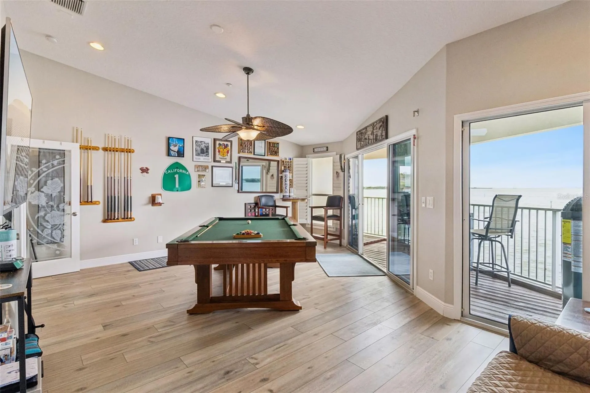 137 Brent Circle Oldsmar FL 34677