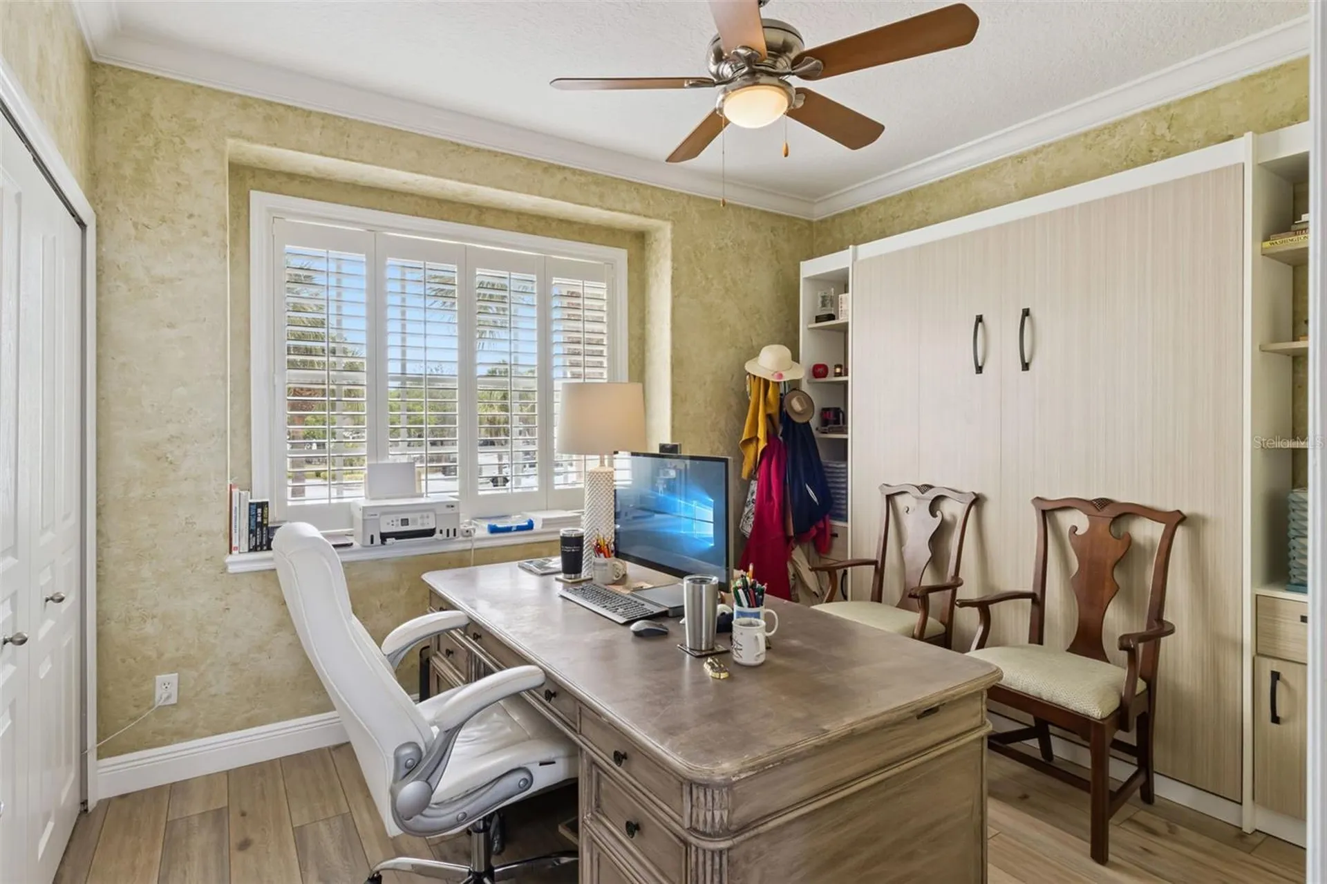 137 Brent Circle Oldsmar FL 34677