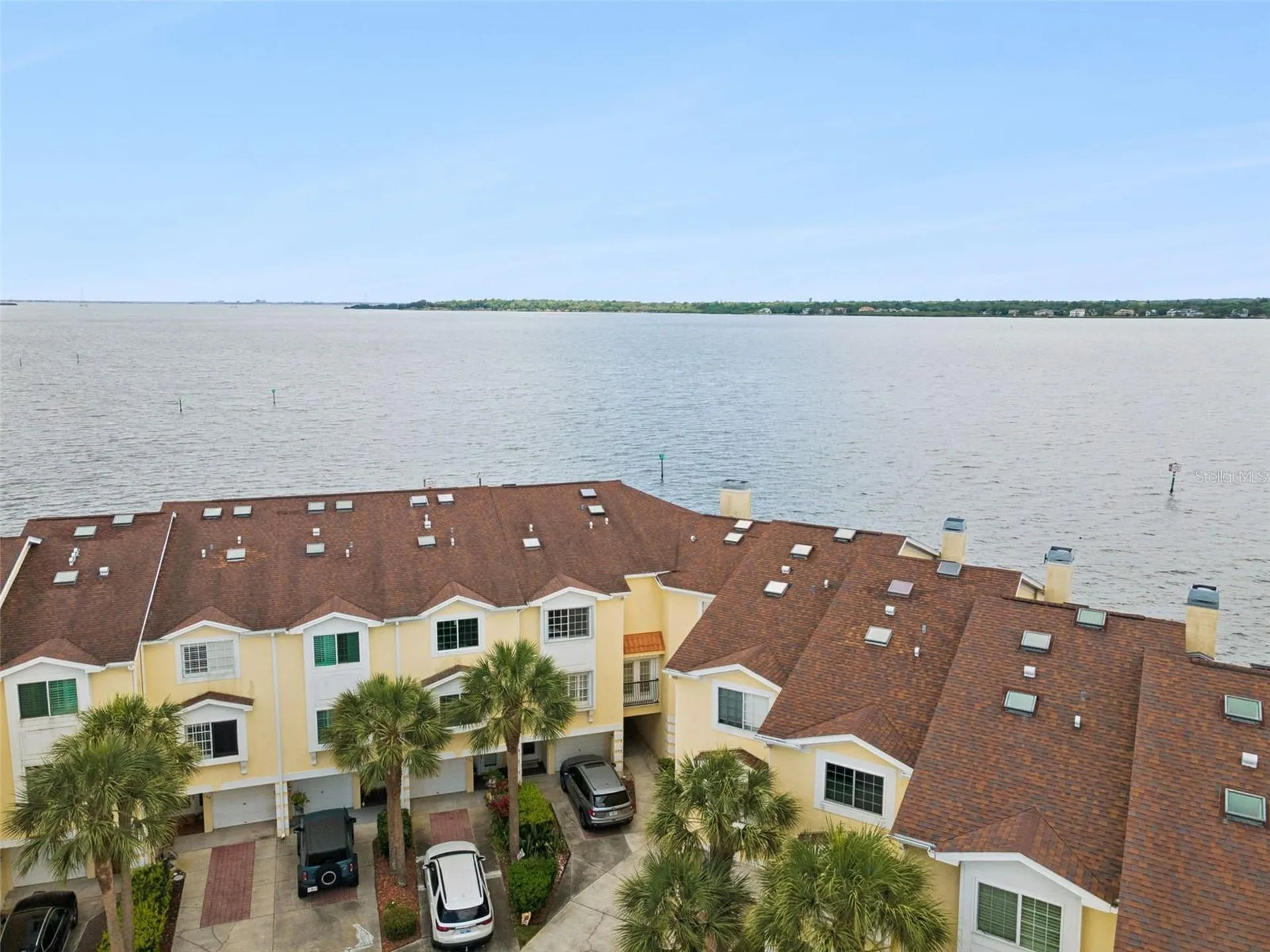 137 Brent Circle Oldsmar FL 34677