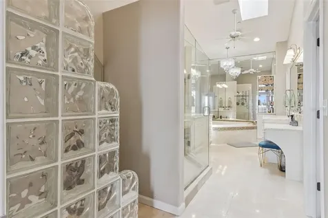 137 Brent Circle Oldsmar FL 34677