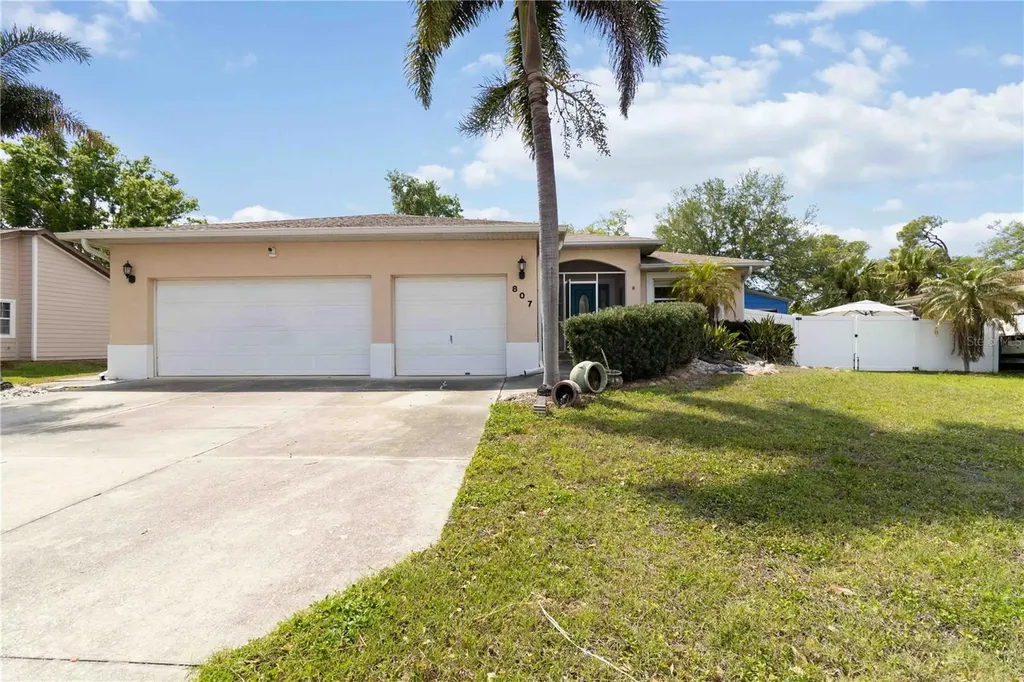 807 Ixora Avenue Ellenton FL 34222