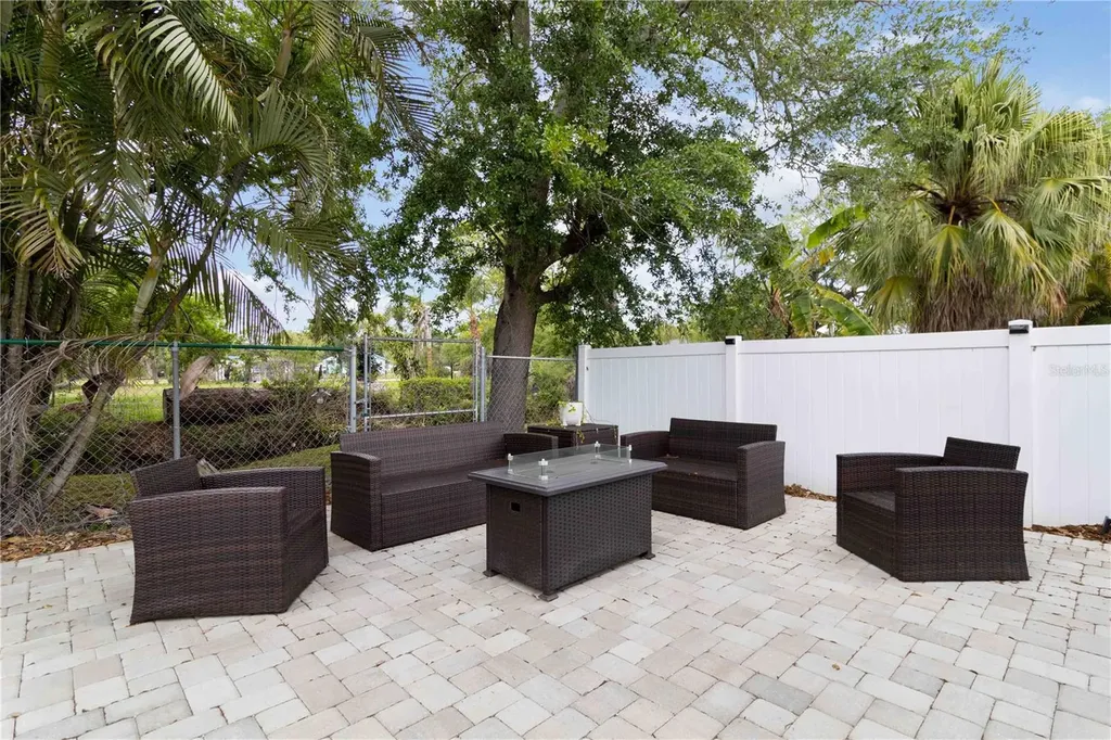 807 Ixora Avenue Ellenton FL 34222