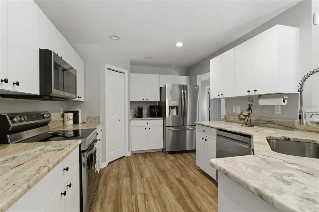 807 Ixora Avenue Ellenton FL 34222