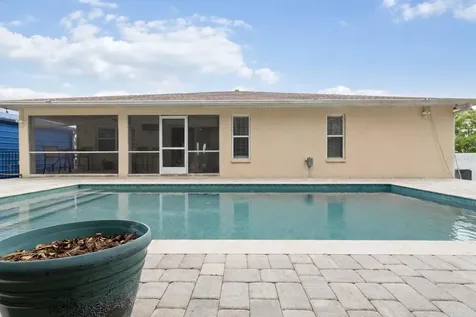 807 Ixora Avenue Ellenton FL 34222