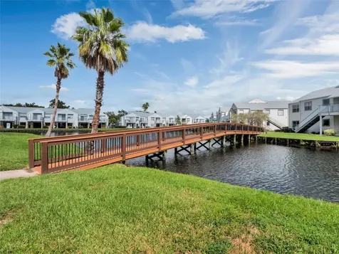 2901 Clubview Drive Orlando FL 32822