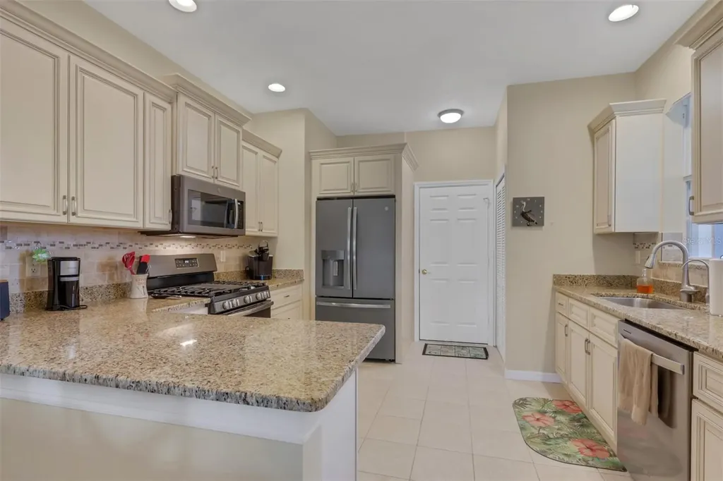 2475 Magnolia Circle North Port FL 34289