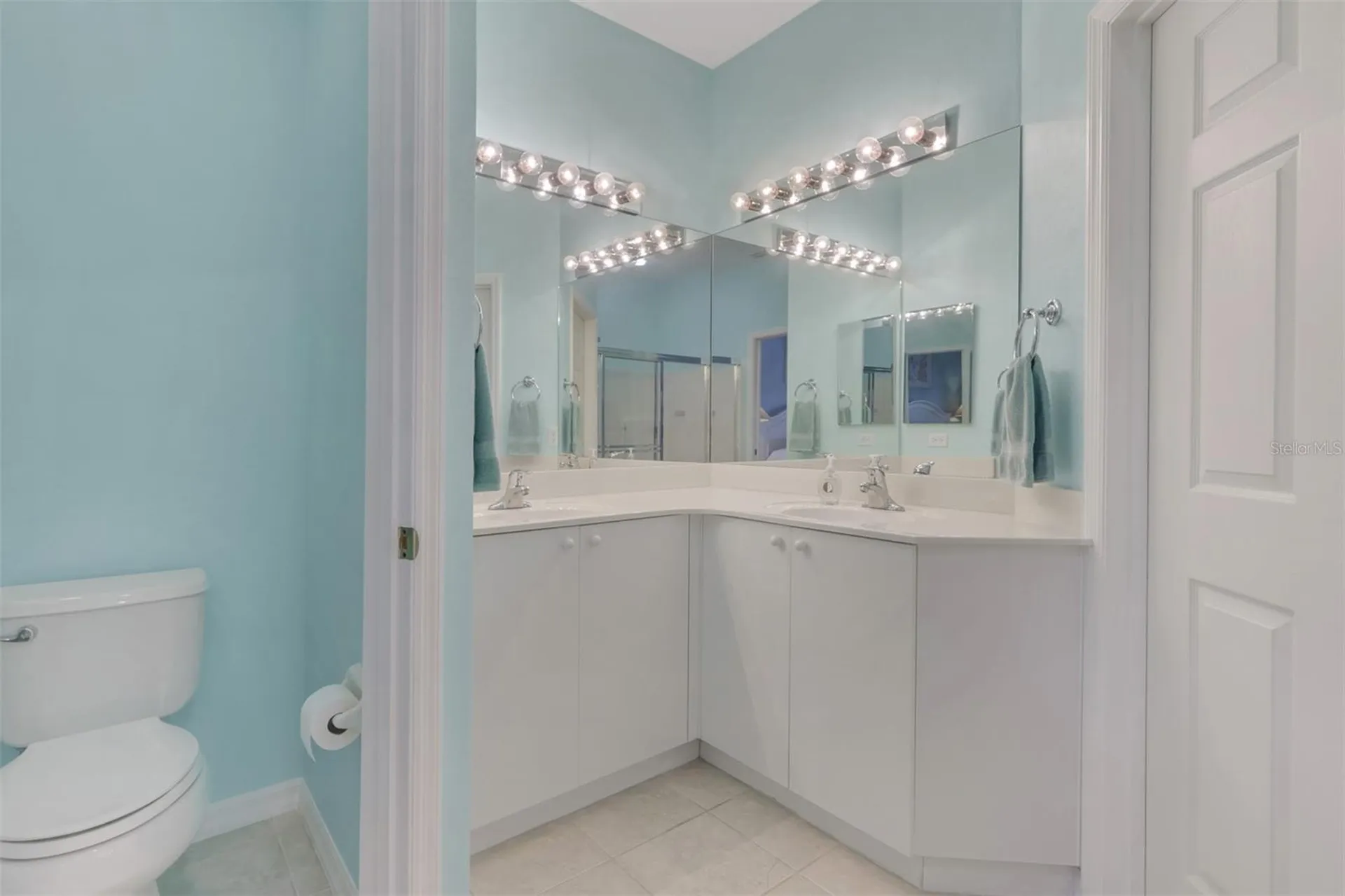 2475 Magnolia Circle North Port FL 34289