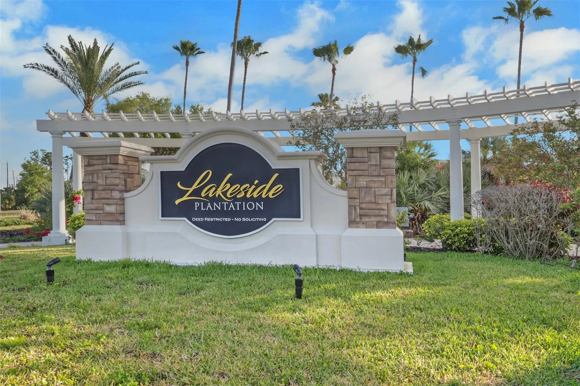 2475 Magnolia Circle North Port FL 34289