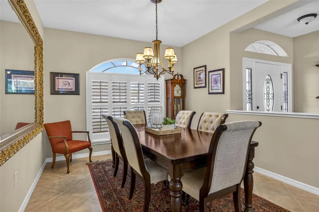 3819 Salida Delsol Drive Sun City Center FL 33573