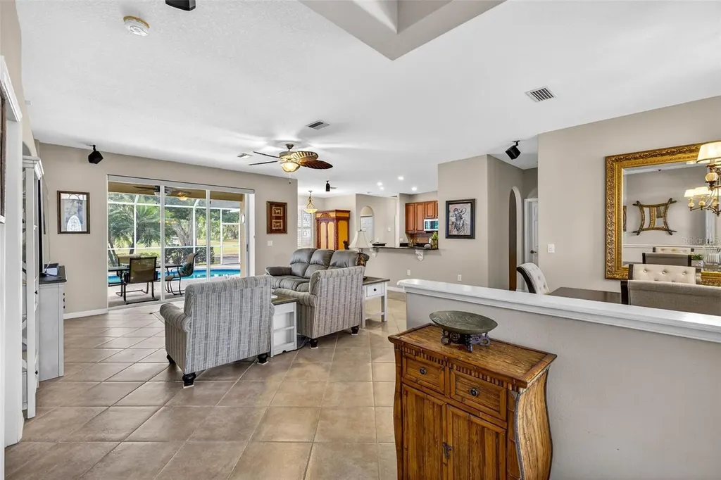 3819 Salida Delsol Drive Sun City Center FL 33573