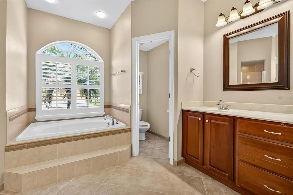 3819 Salida Delsol Drive Sun City Center FL 33573