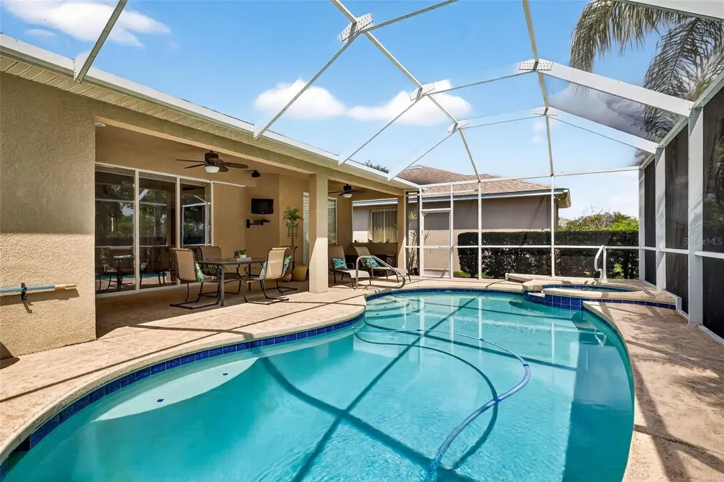 3819 Salida Delsol Drive Sun City Center FL 33573