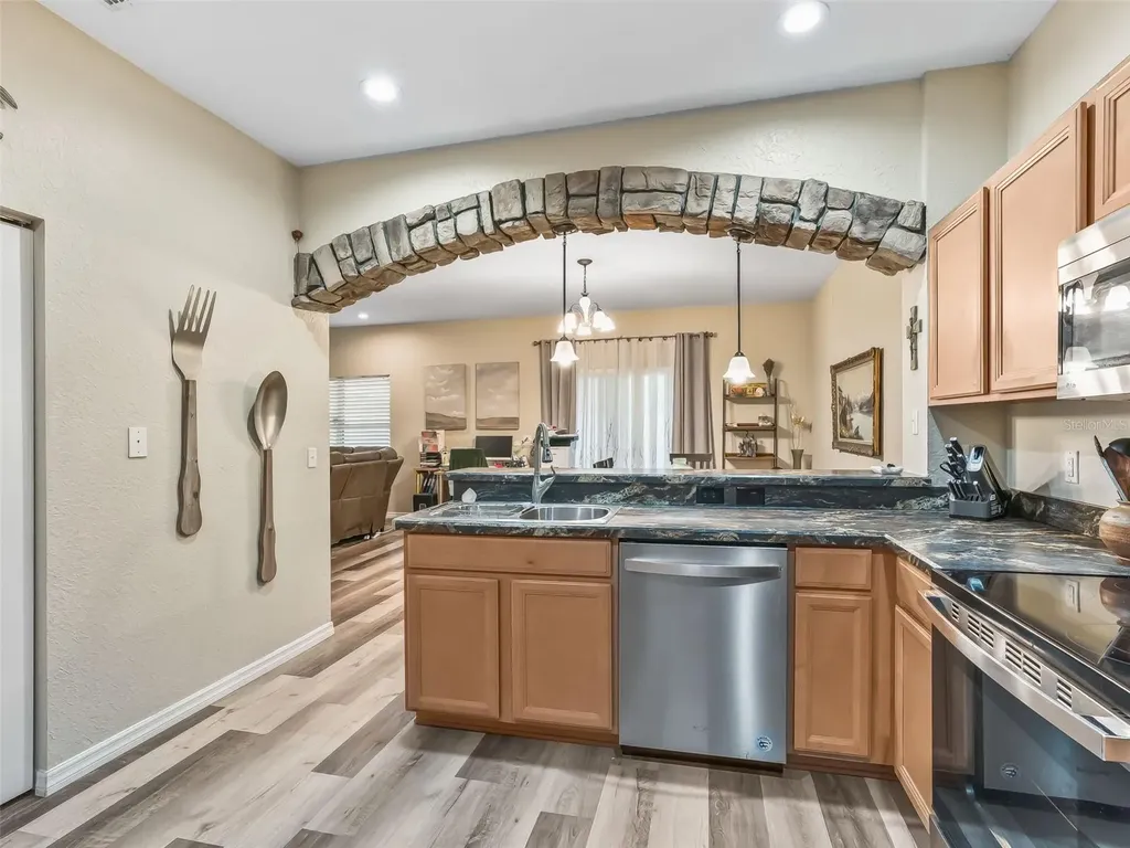 4904 NE 123rd Lane Oxford FL 34484