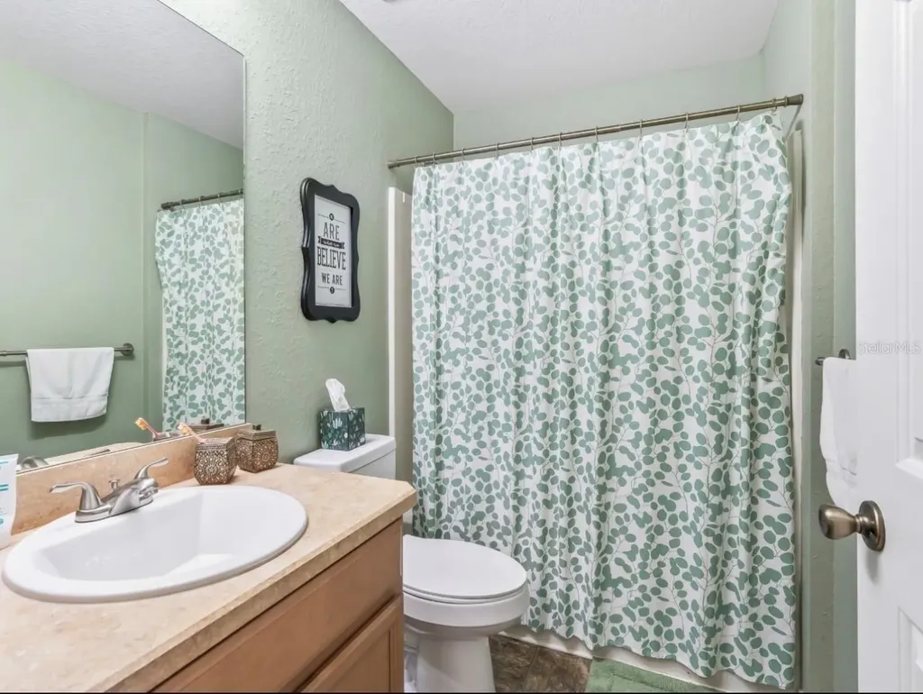 4904 NE 123rd Lane Oxford FL 34484