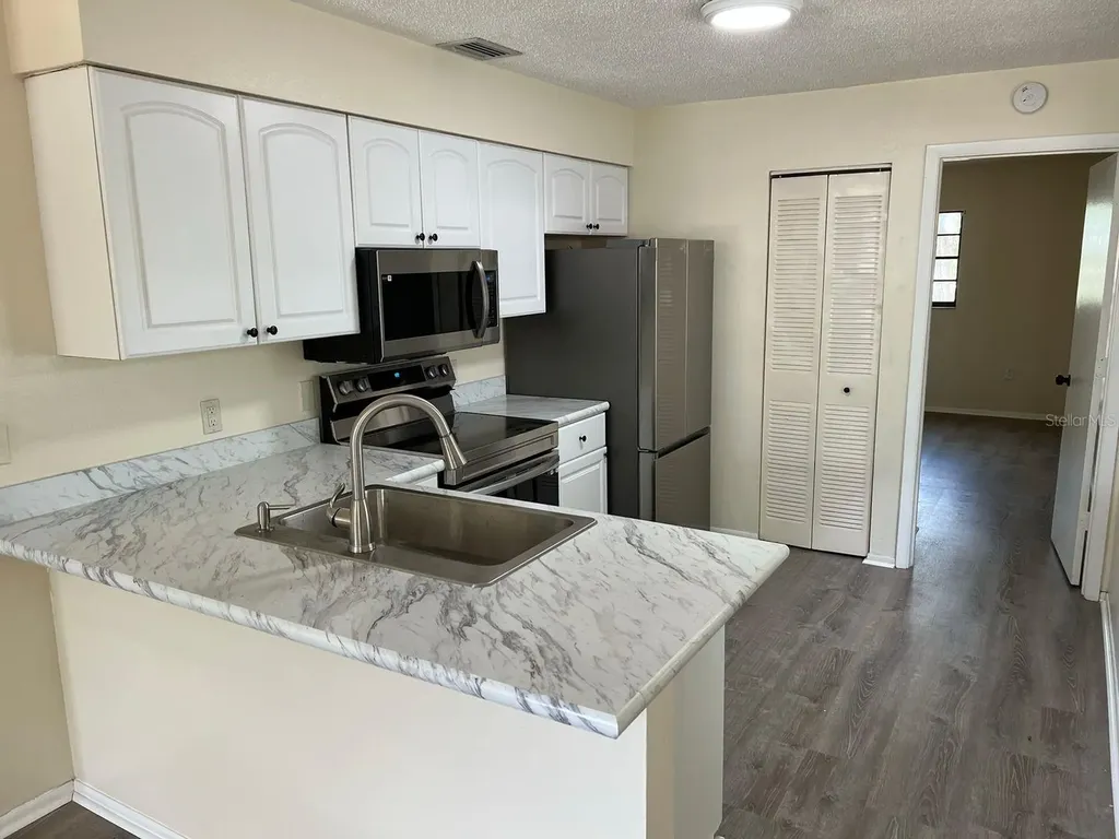 607 23rd Avenue E Bradenton FL 34208