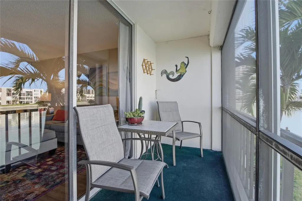 7540 Bay Island Drive S South Pasadena FL 33707