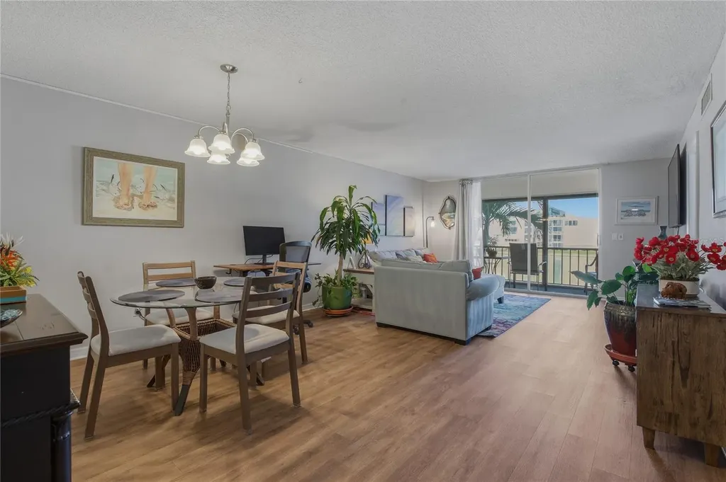 7540 Bay Island Drive S South Pasadena FL 33707